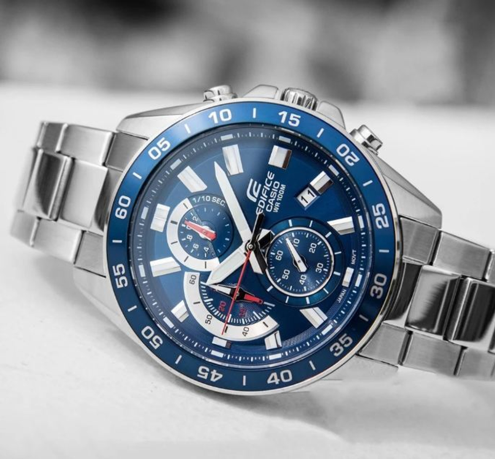 Наручные часы CASIO EFV-550D-2A