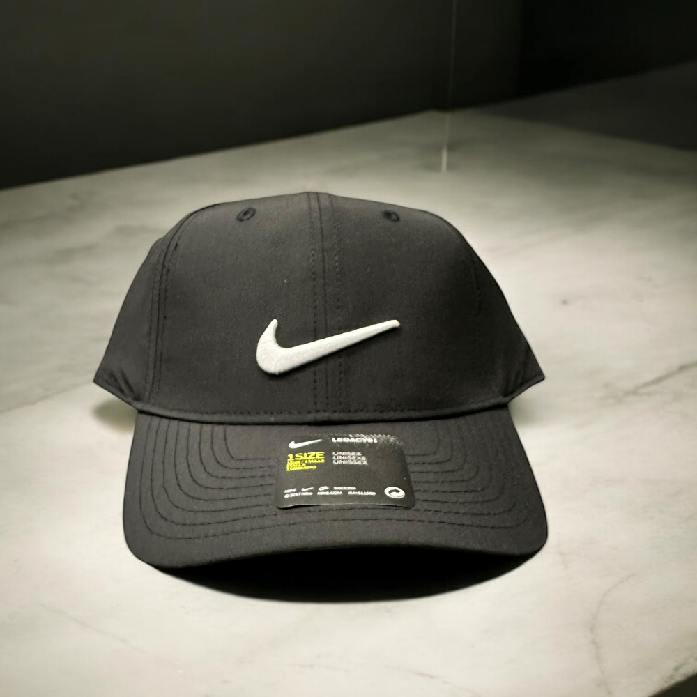 Бейсболка Nike #3 • Черный