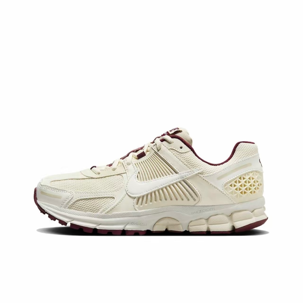 Nike Air Zoom Vomero 5 "Valentine`s Day"