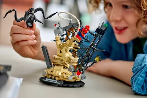 Конструктор LEGO Marvel 76334 Epic Battle: Spider-Man vs. Sandman