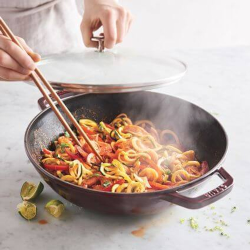 Вок со стеклянной крышкой, 4,4 л, 30 см, гранат, Staub