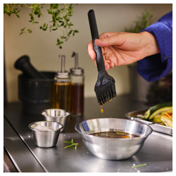 IKEA GRILLTIDER  (ИКЕА ГРИЛЛТИДЕР)  -  Кисточка для гриля - силикон