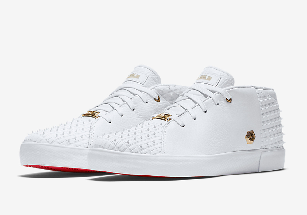 Заказать в Москве Nike LeBron 13 NSW Lifestyle