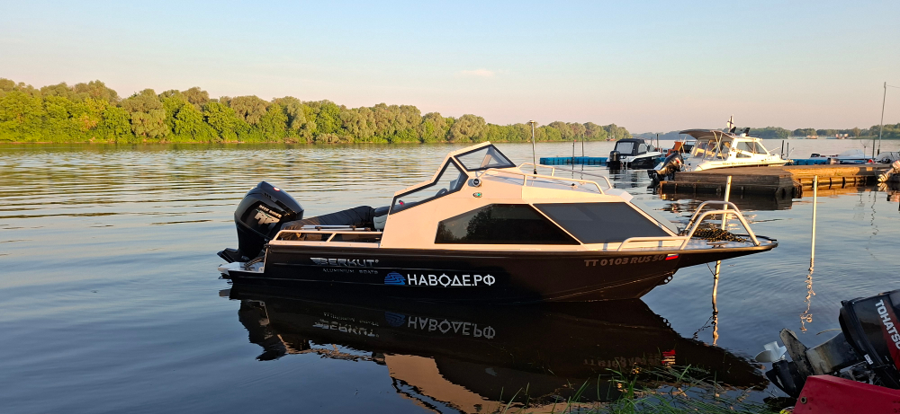 Готовый комплект Лодка Беркут L-HT PRO с мотором ReefRider 100PRO и прицеп Вектор