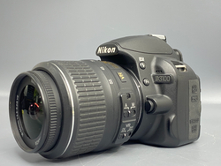 Nikon D3100 kit 18-55mm