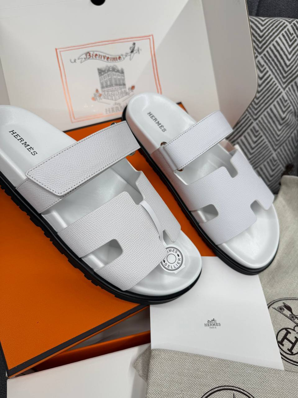 Шлепанцы Hermes