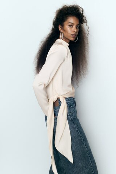 Атласная блузка со шнуровкой - H&M