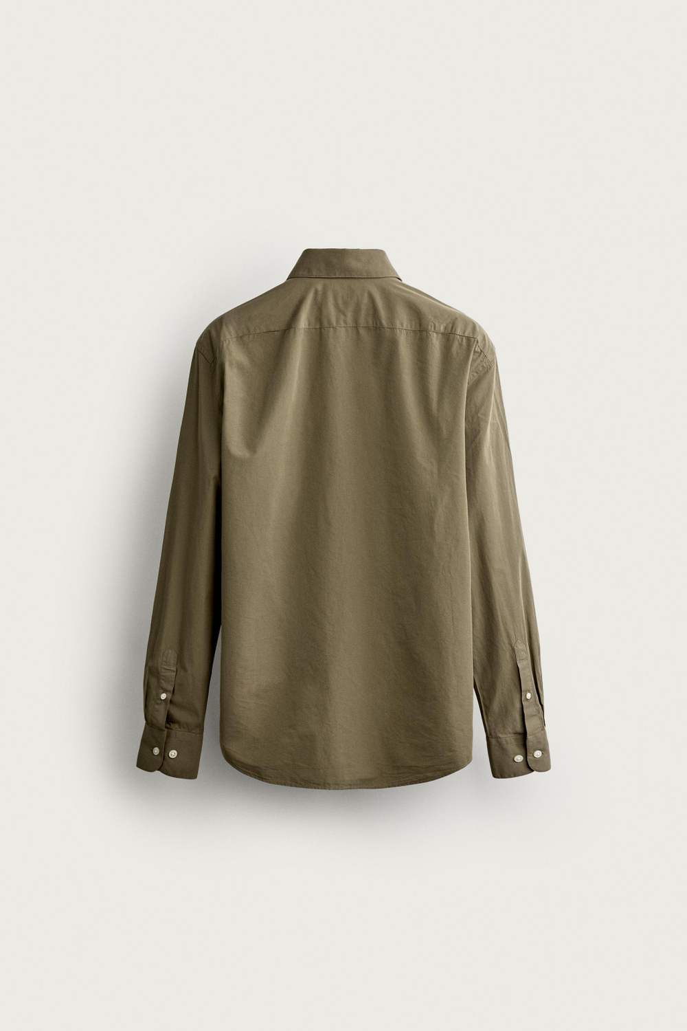 РУБАШКА КЛАССИЧЕСКОГО КРОЯ С КАРМАНОМ — ZARA