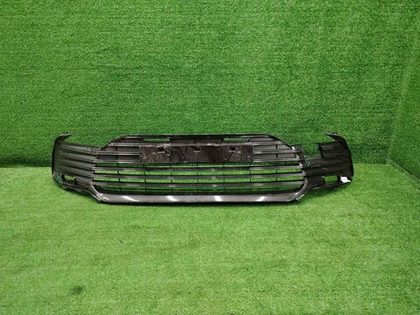 Решетка переднего бампера Toyota Camry xv70 20-24