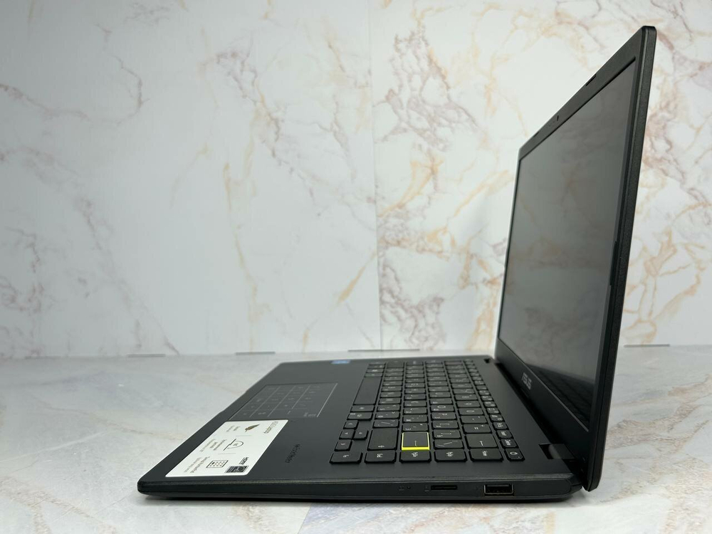 Ноутбук Lenovo ideapad 3-14IML05. Конфигурация: Intel Core i3 10110U 2.1ГГц, 8ГБ DDR4, 256ГБ SSD, Intel UHD Graphics, NoOS, 14.0" FHD IPS/A1