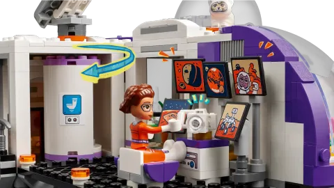 Конструктор LEGO Friends 42605 Космическая база и ракета на Марсе