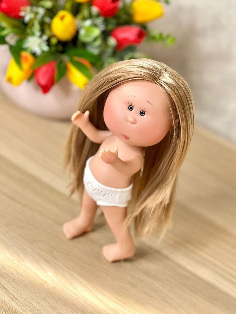 Кукла для девочки виниловая 23см Маленькая Мия без одежды (3199W1)