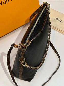 Черная сумка Louis Vuitton Multipass
