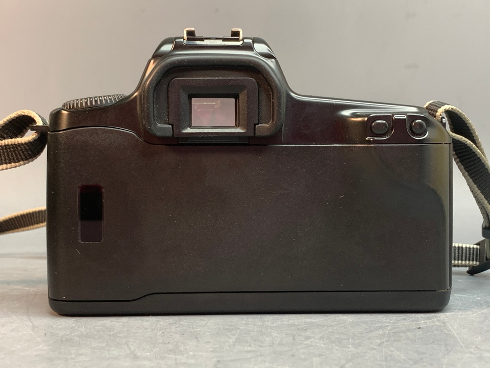 Canon EOS 1000F N body