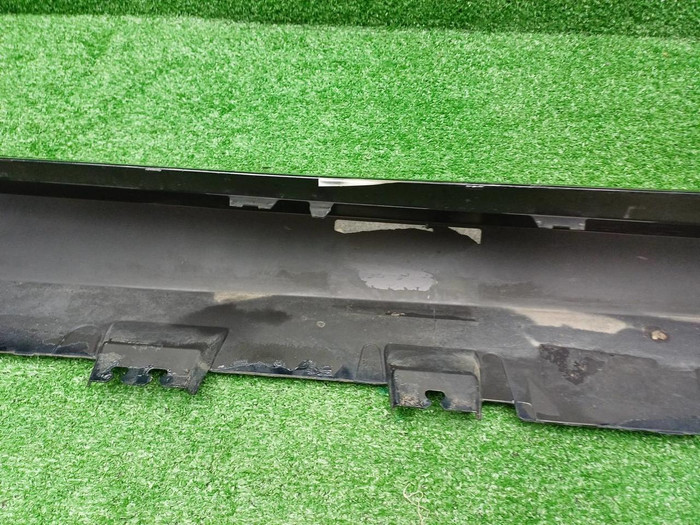 Накладка порога левая BMW X7 G07 (19-нв) M-paket