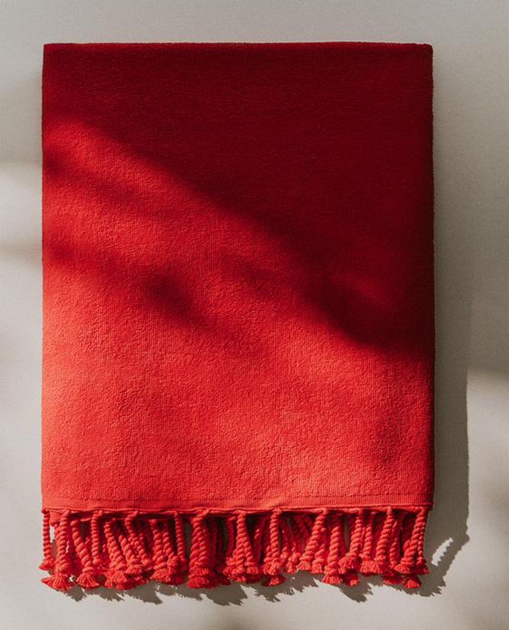 ZARA HOME ХЛОПКОВОЕ ПЛЯЖНОЕ ПОЛОТЕНЦЕ БЕЗ РУКАВОВ, КРАСНЫЙ
