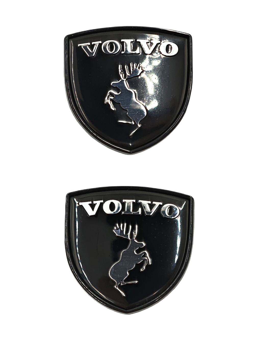 Наклейки Volvo Щит металлические чёрные объемные (шильдик Вольво щит, 3,8х3,8 см). 2 шт в комплекте. Чёрные с лого