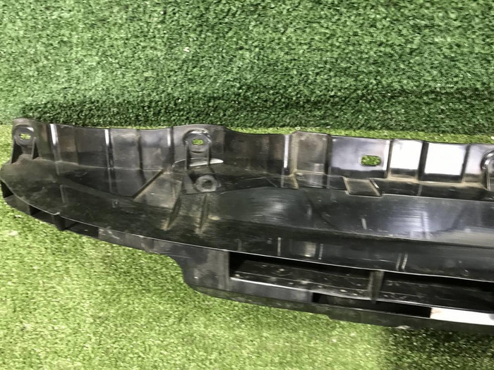 Кронштейн переднего бампера Land-Rover Discovery 5 L462 (2016-н.в.)