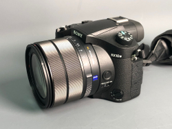 Sony RX10 IV