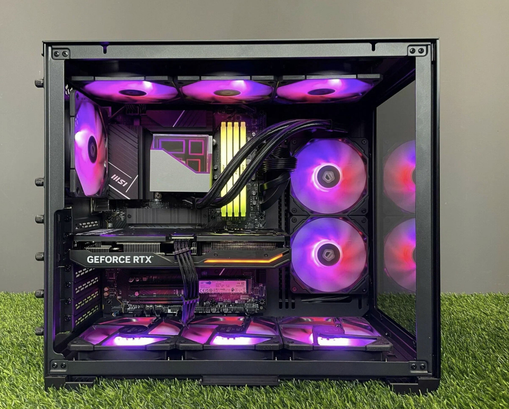 Игровой компьютер FIRESTRIKE PRO Core i7-13700 / RTX5070 12ГБ / 32ГБ DDR5 / SSD 2ТБ