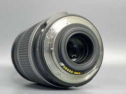 Canon 18-200mm Отколото крепление светофильтра