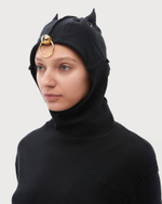 UNDERCOVER ХУДИ ЧЕРНАЯ С АКСЕССУАРОМ НА КАПЮШОНЕ