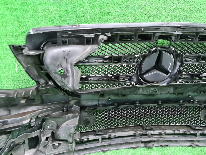 Бампер передний Mercedes E W213 16-21 AMG В сборе