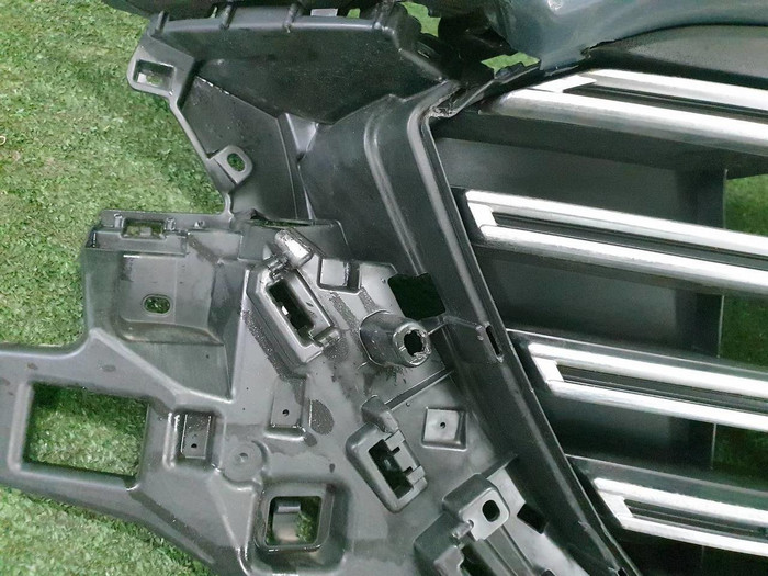 Решетка радиатора Mazda CX-9 2 (2016-2021)