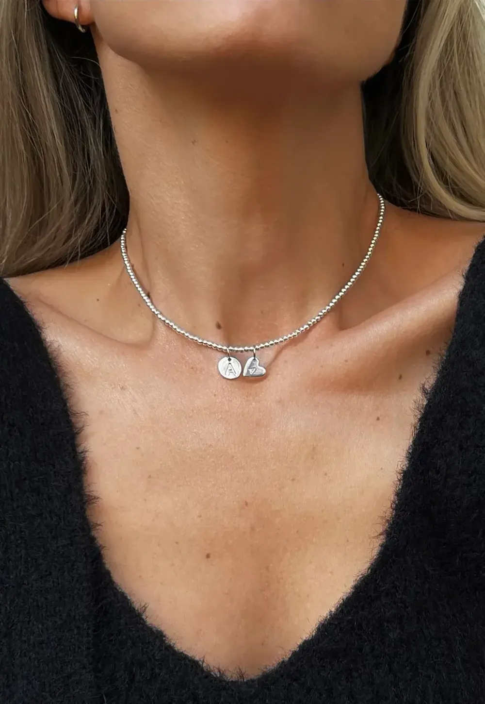 Подвеска В сердце буква / Love