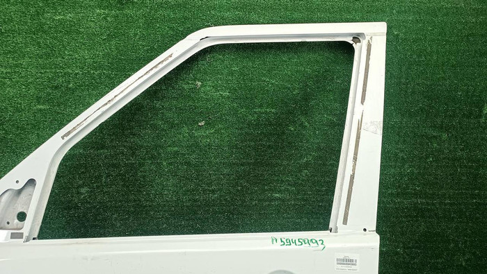 Дверь передняя левая LR Discovery 3 4 (2004-2016)