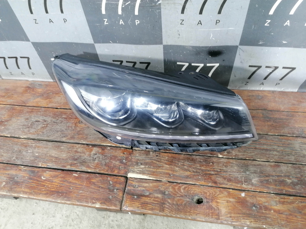 Фара правая LED Kia Sorento 3 Prime (UM) 17-20 Б/У Оригинал 92102C5600