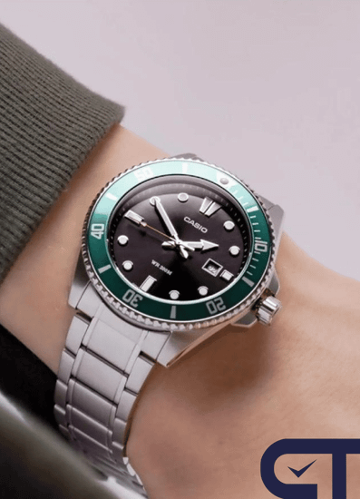 Casio MDV-107D-3A — мужские дайверские часы