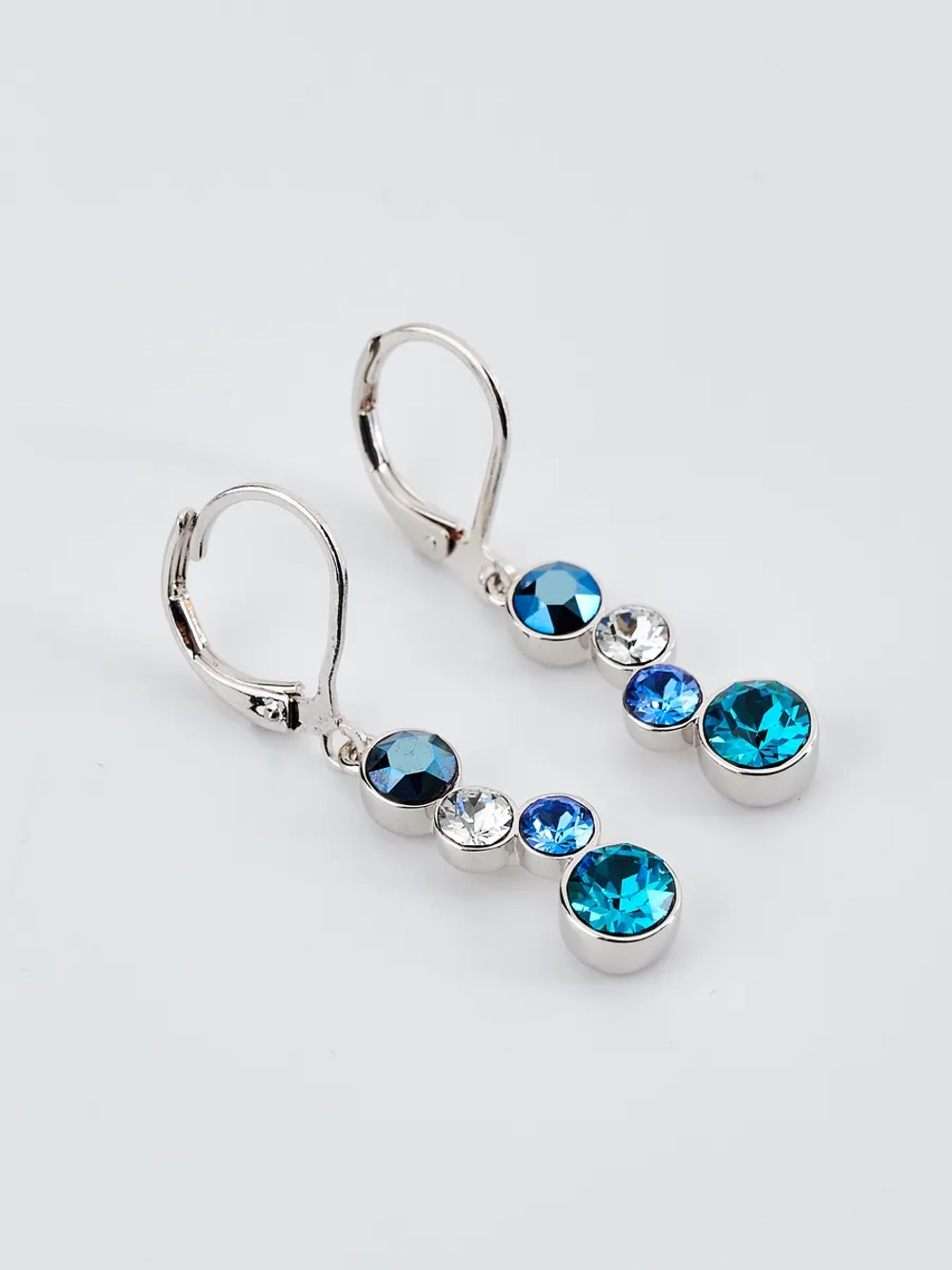 Серьги-подвески Эльза с синими кристаллами Swarovski