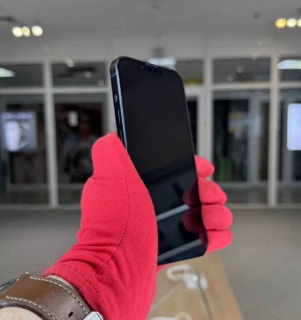 iPhone 13, 256 ГБ б/у