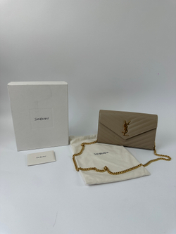 Сумка Saint Laurent Cassandre