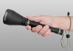 Поисковый фонарь Armytek Barracuda Pro (холодный свет) [F03302SC]