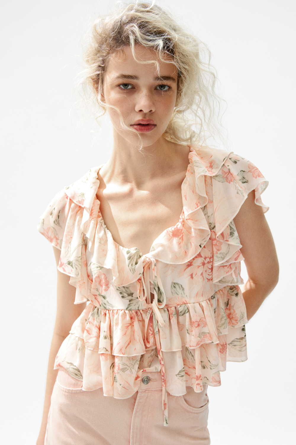 Шифоновая блуза с оборками - H&M