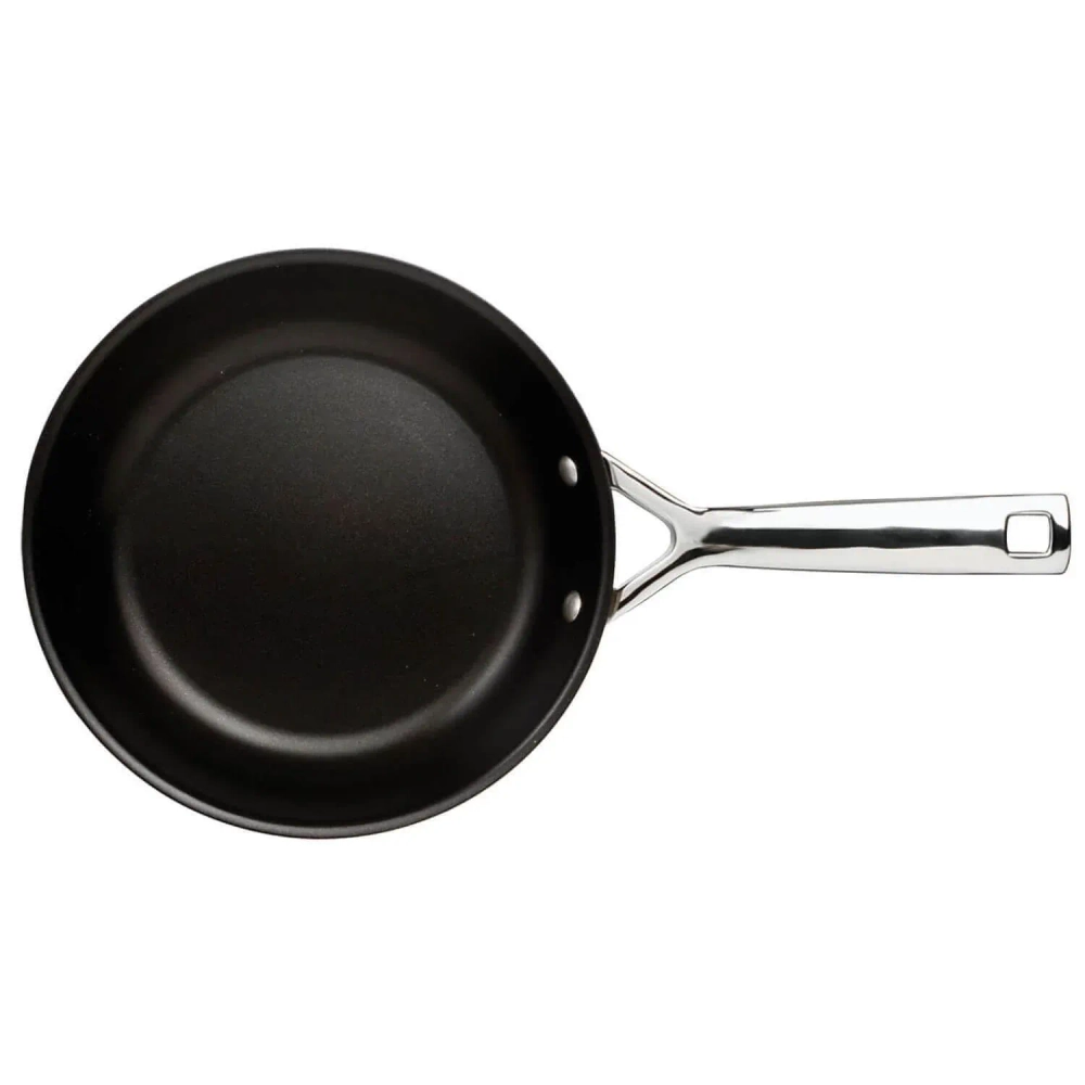Le Creuset 3-слойная сковорода диаметром 20 см с антипригарным покрытием. 96201320001000
