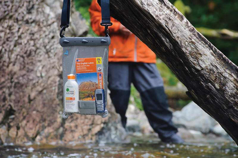 Водонепроницаемый чехол Aquapac 668 Large Electronics Case