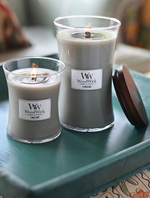 Свеча ароматическая WoodWick Fireside средняя 275 г.