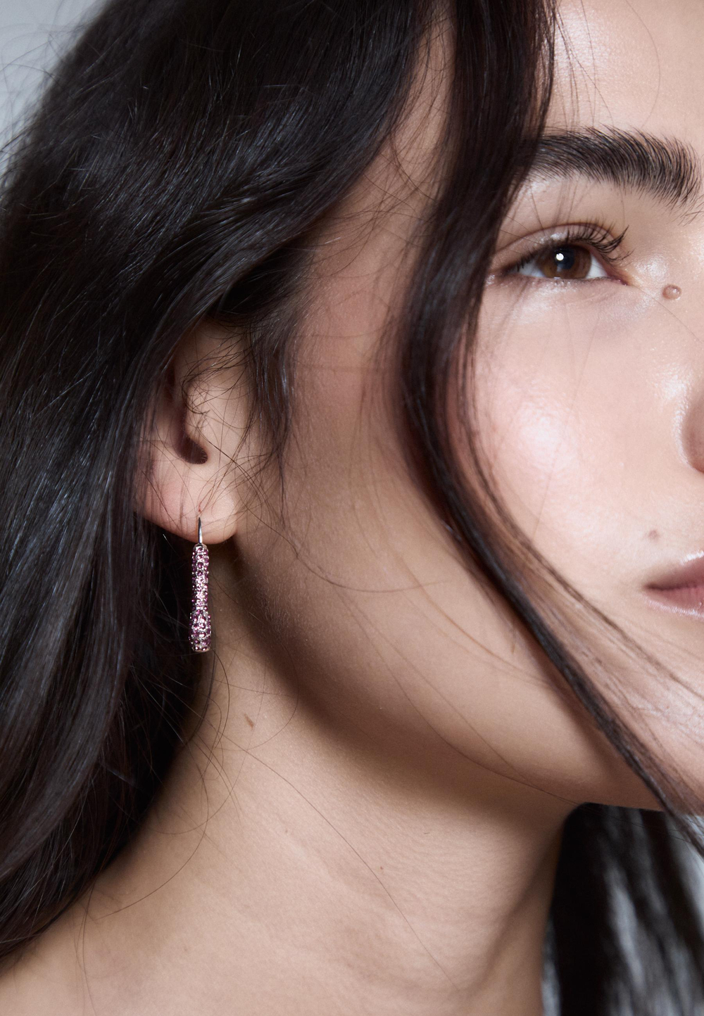 STRADIVARIUS Набор из 4 пар блестящих сережек, серый