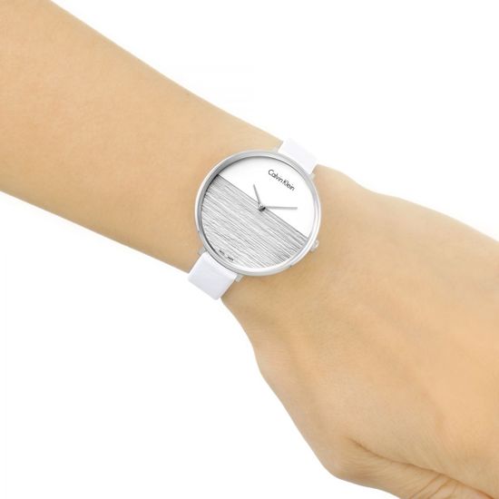 Женские швейцарские часы Calvin Klein K7A231L6