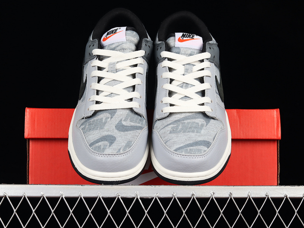 Nike Dunk Low SE Copy Paste