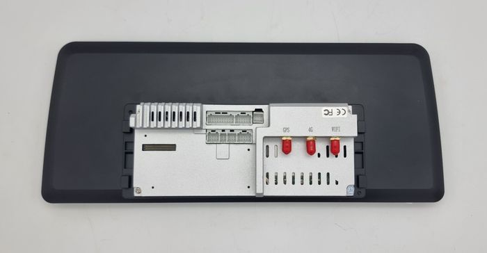 Магнитола для BMW 3-серия E90 2005-2012 (врезка по шаблону) - Kuberg OL-3033-1 монитор 12.3" на Android 11, Быстрая, CarPlay, 4G SIM-слот, джойстик в комплекте