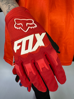 Перчатки FOX