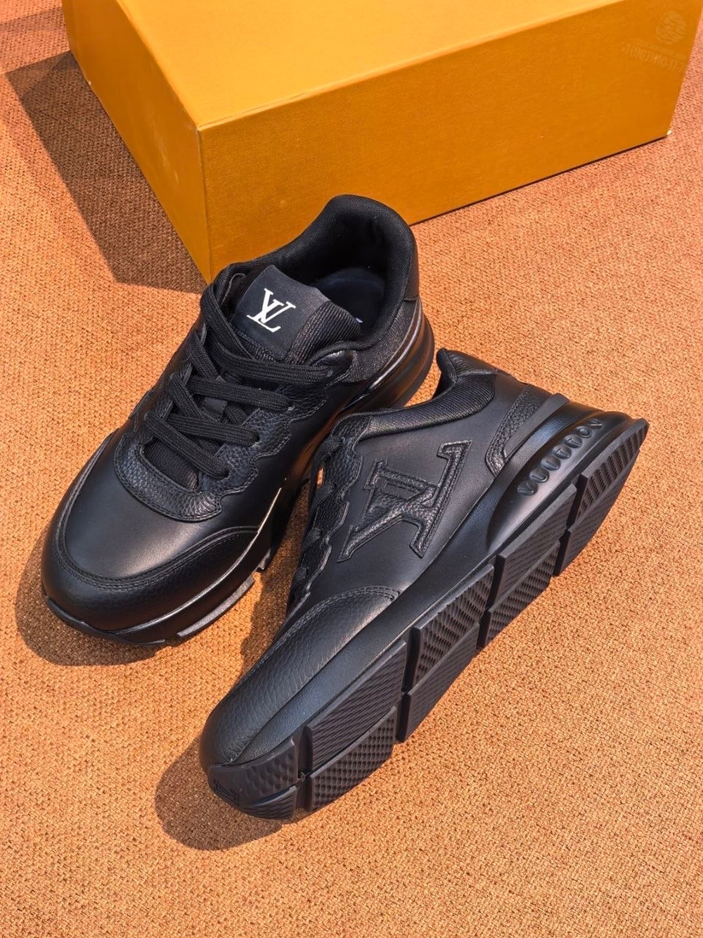 Кроссовки Louis Vuitton Classic