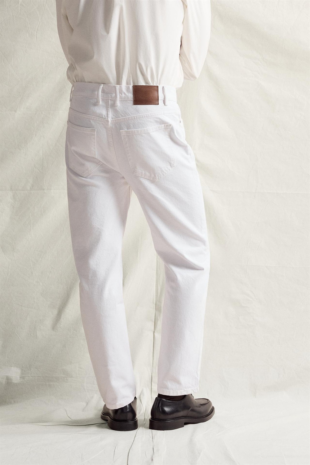 ZARA ДЖИНСЫ STRAIGHT FIT, БЕЛЫЙ