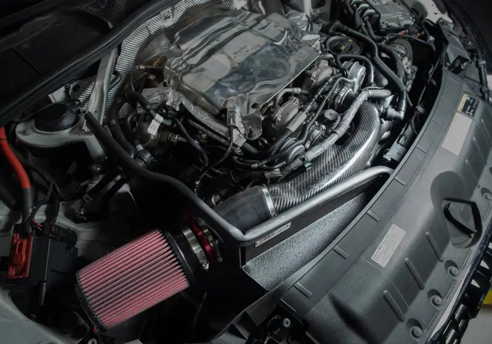 Карбоновый впускной патрубок турбины ECS Tuning B9 RS4/RS5 Carbon Fiber Turbo Inlet Pipe