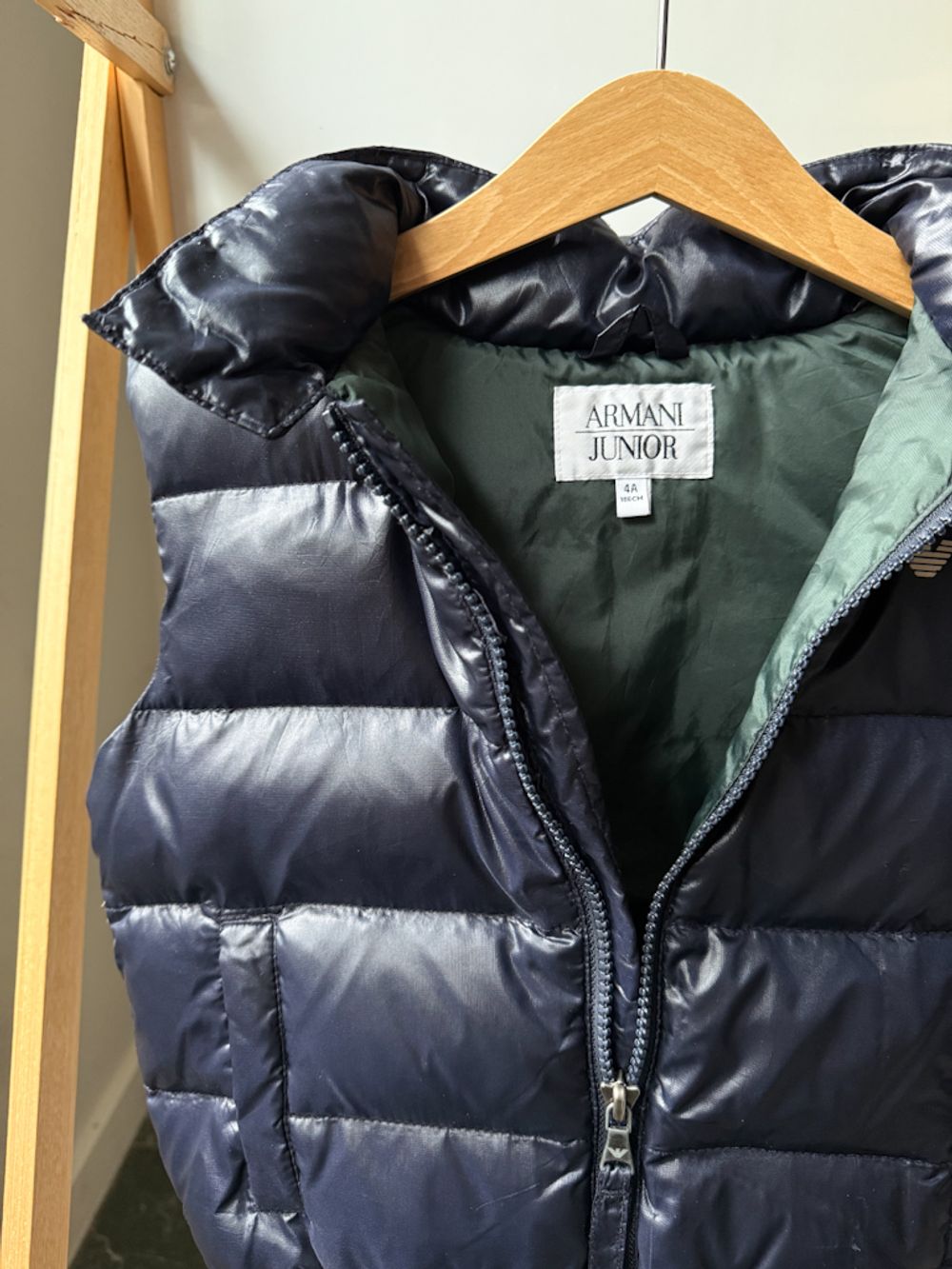 Пуховый жилет Armani Junior, 104