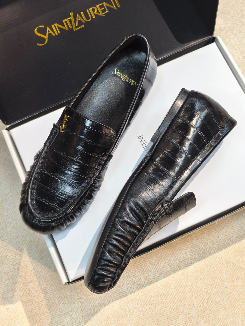 Лоферы Yves Saint Laurent